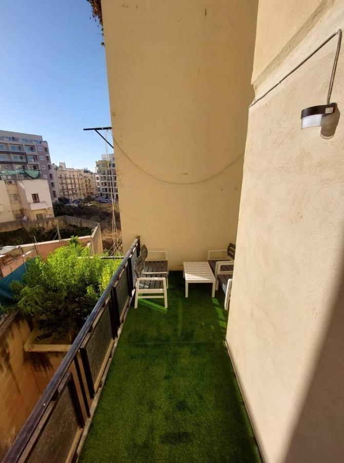 Sky Apartment 1 St. Paul's Bay Exterior foto